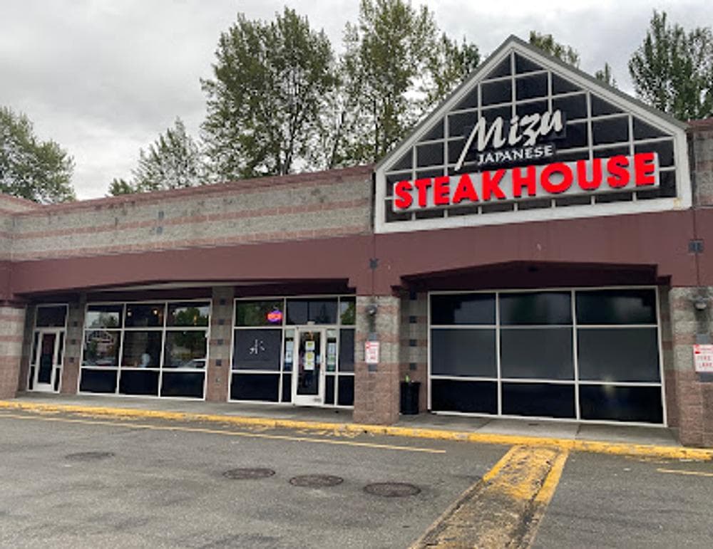 Mizu Japanese Steakhouse