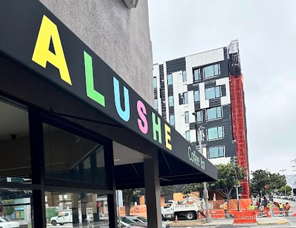 Alushe Coffee Bar