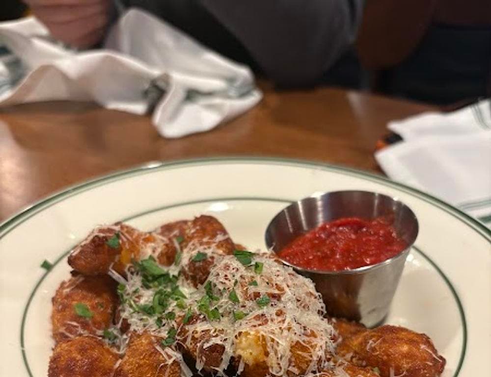 Mooney's Pizza Tavern
