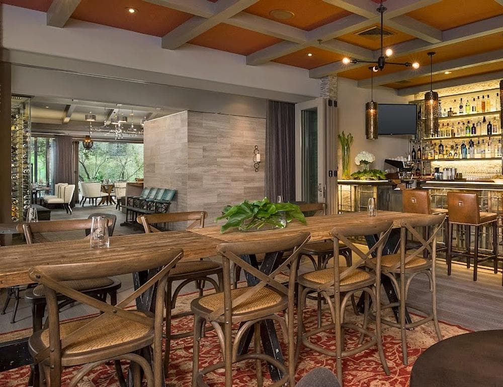 Lucia Restaurant
