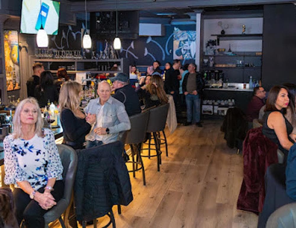 Eleven Eats & Bar