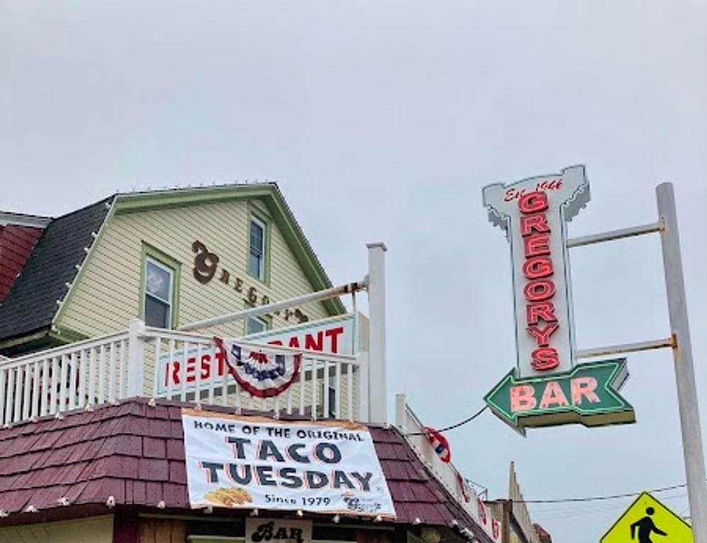 Gregory's Restaurant & Bar