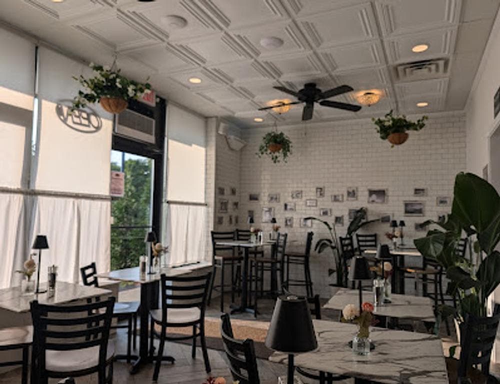 Mediterranean Grill & Pizzeria