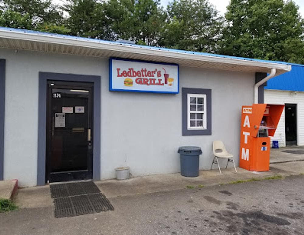 Big Mouths Grill (Home To Ledbetters)