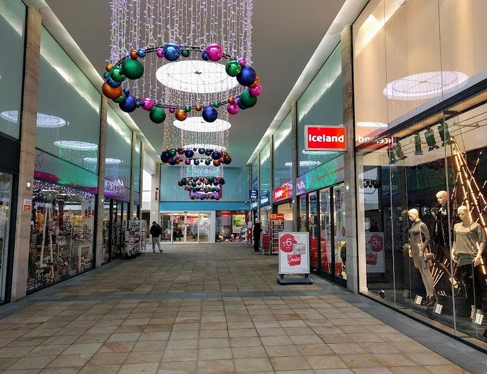 St Nics - Shopping Centre