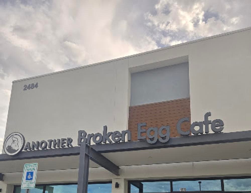Another Broken Egg Cafe