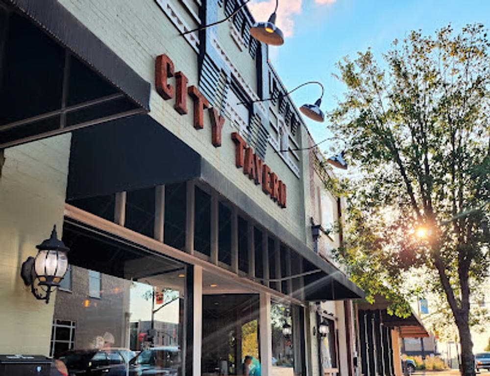 City Tavern