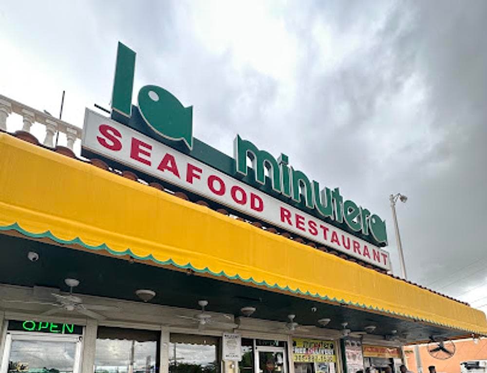 La Minutera Seafood