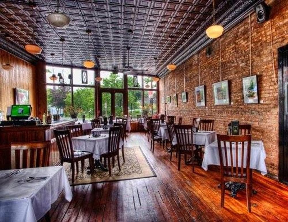 Edibles Restaurant and Bar