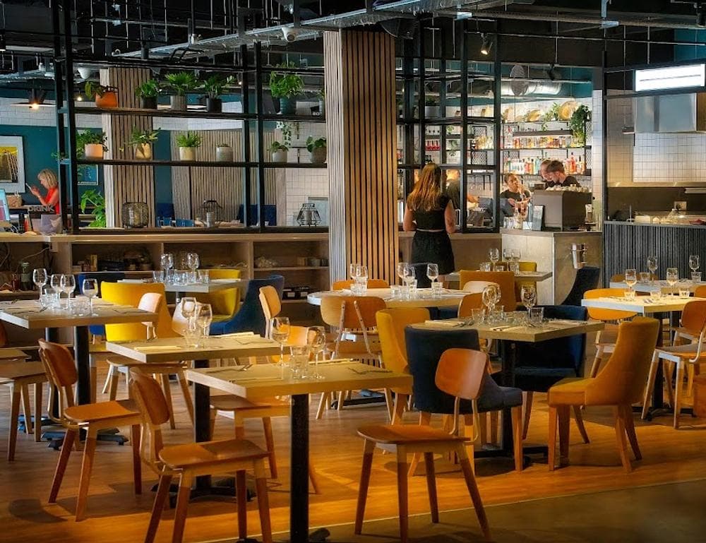 Canteena Bar + Grill