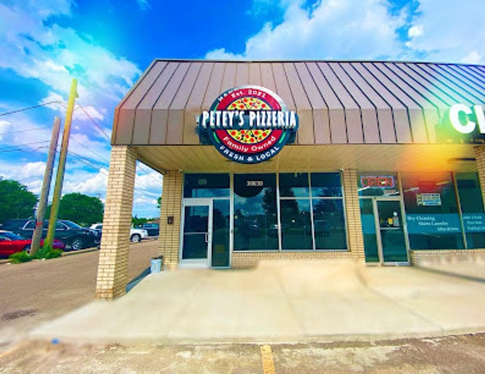 Petey's Pizzeria