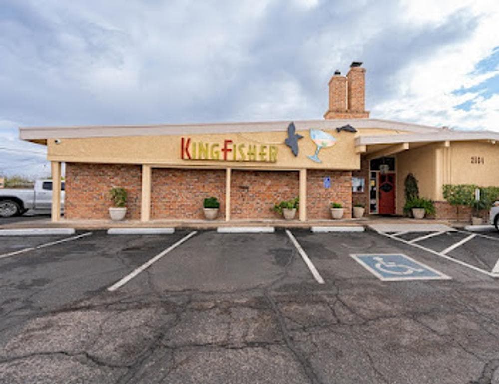 Kingfisher Bar & Grill