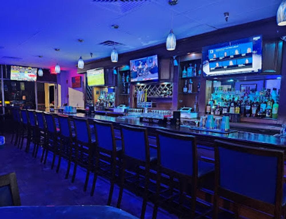 Evolution Restaurant & Bar