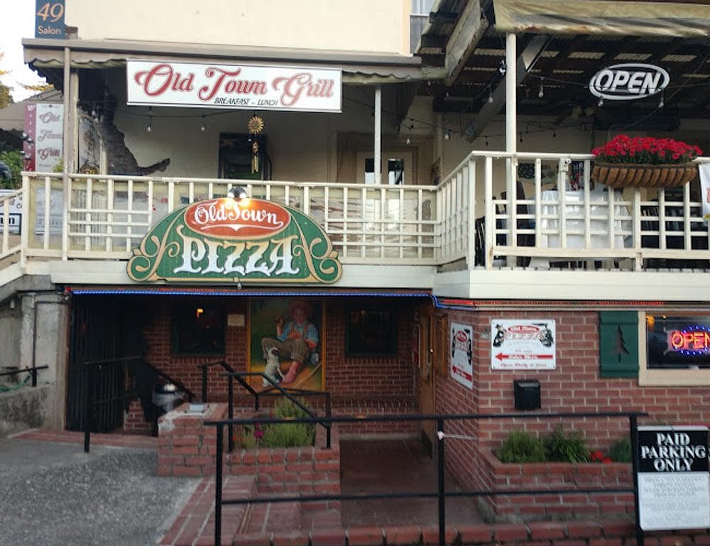 Old Town Pizza