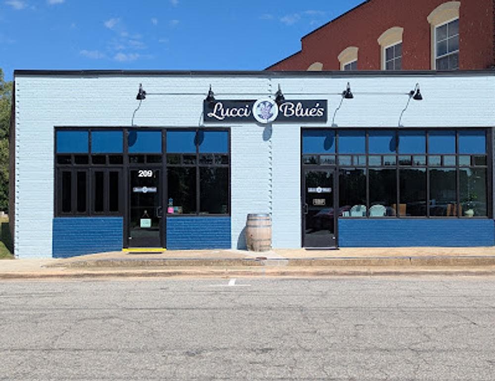 Lucci Blue's Social Cafe