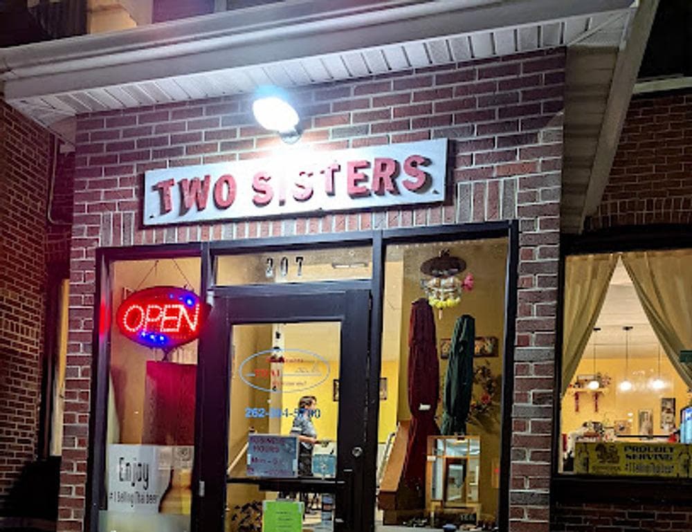 Two Sisters Thai