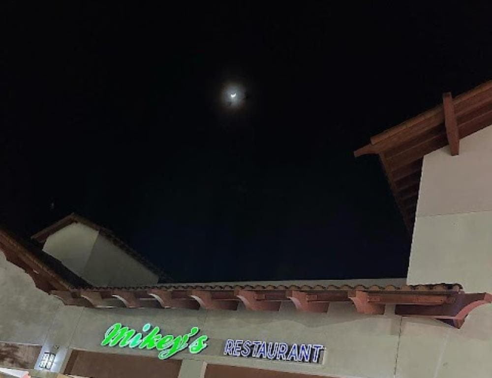 Mikey's Restaurant