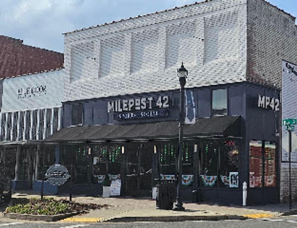MilePost 42 - Grill & Bar Dickson TN