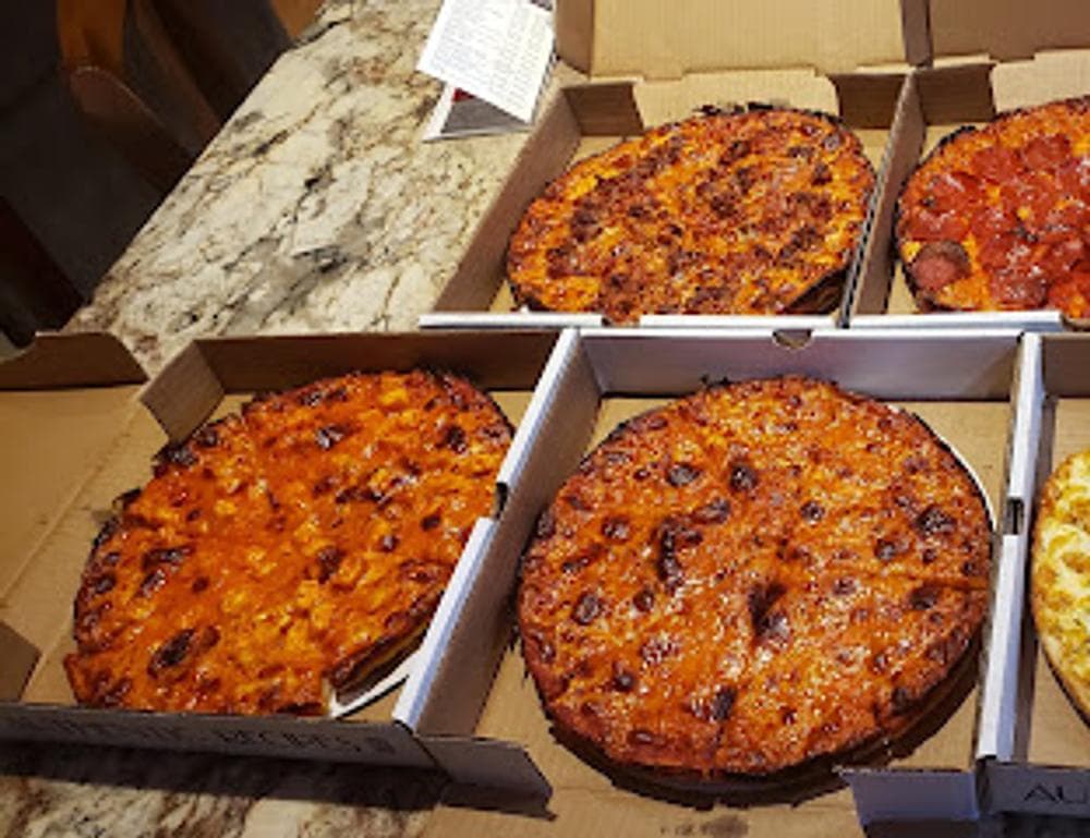 J's Flying Pizza