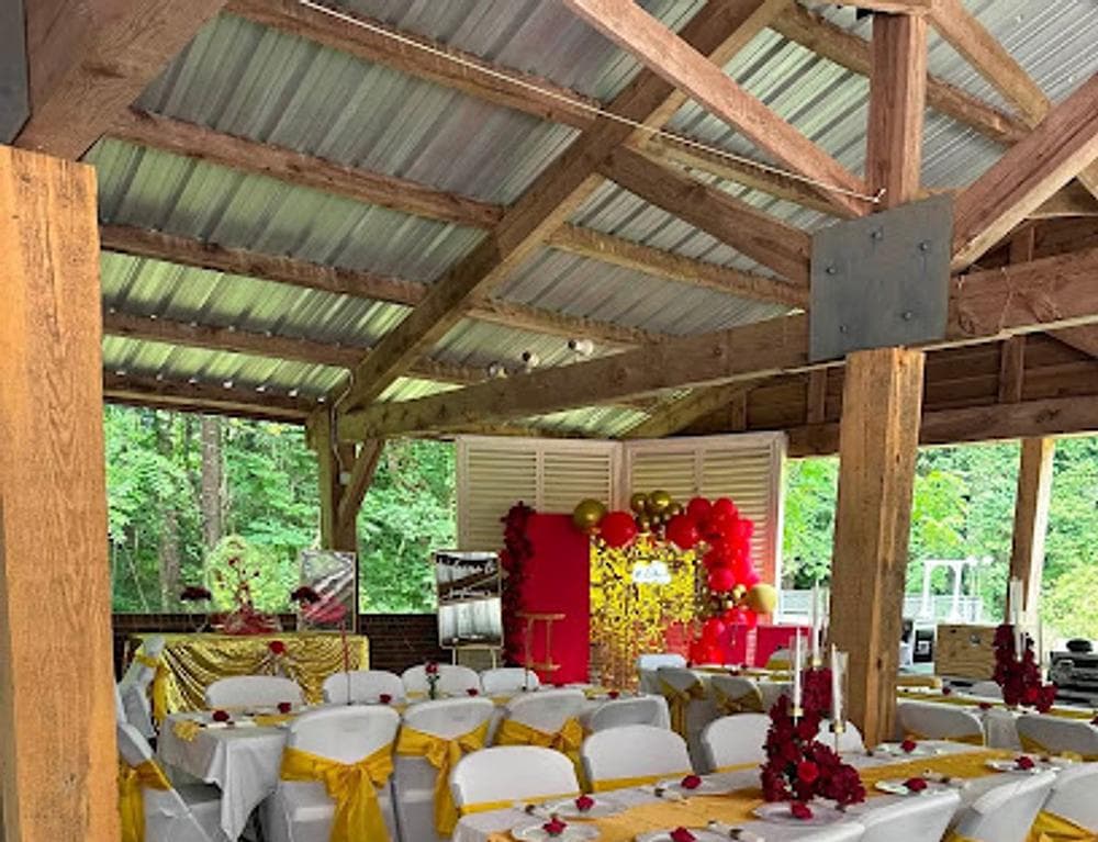 The Willow Creek Inn