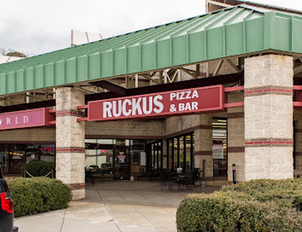 Ruckus Pizza and Bar