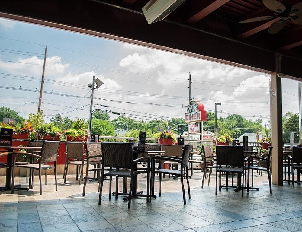Phily Diner & Sport Bar