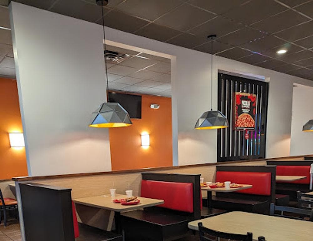 Cicis Pizza