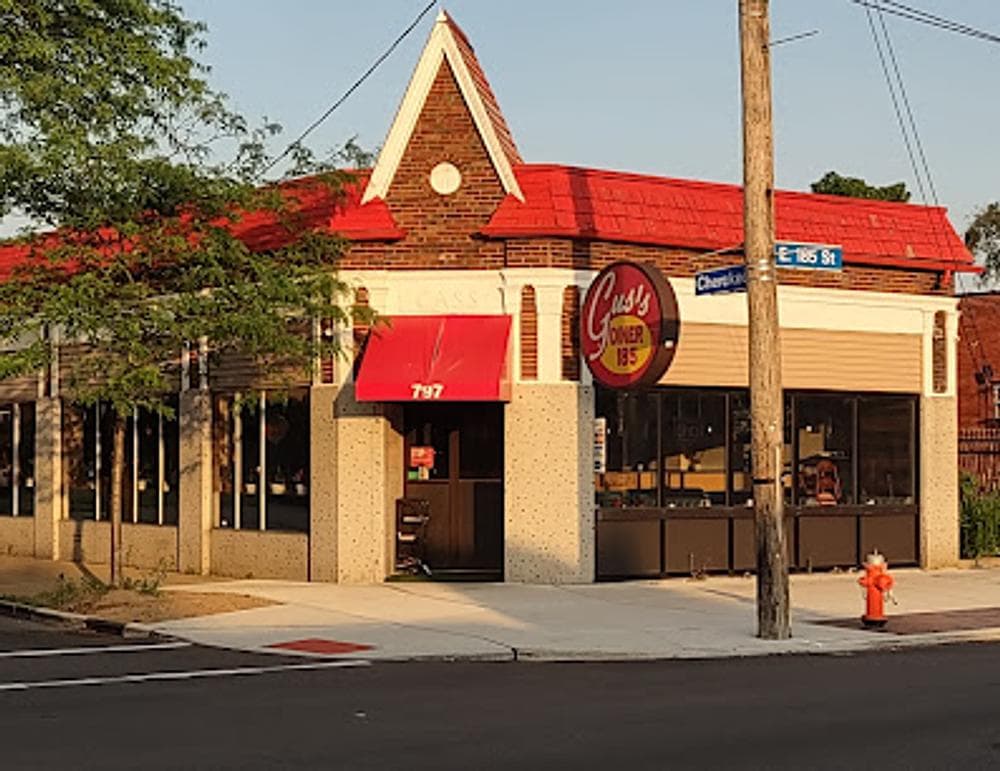 Gus's Diner 185