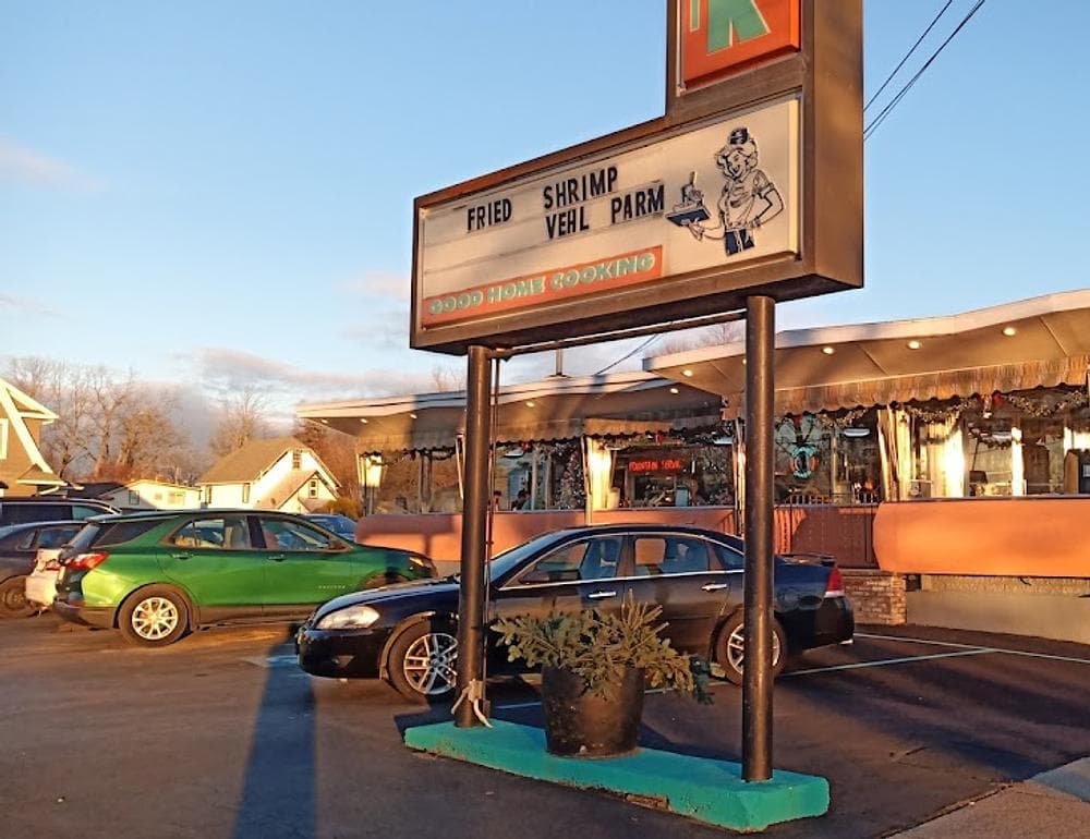 Connie's Diner