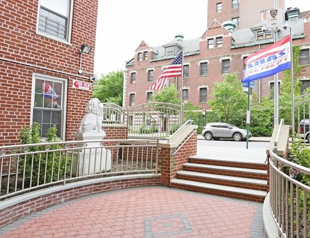 New Haven Place