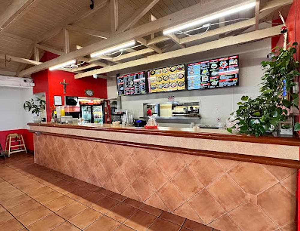 Super Oscar's Mexican Food
