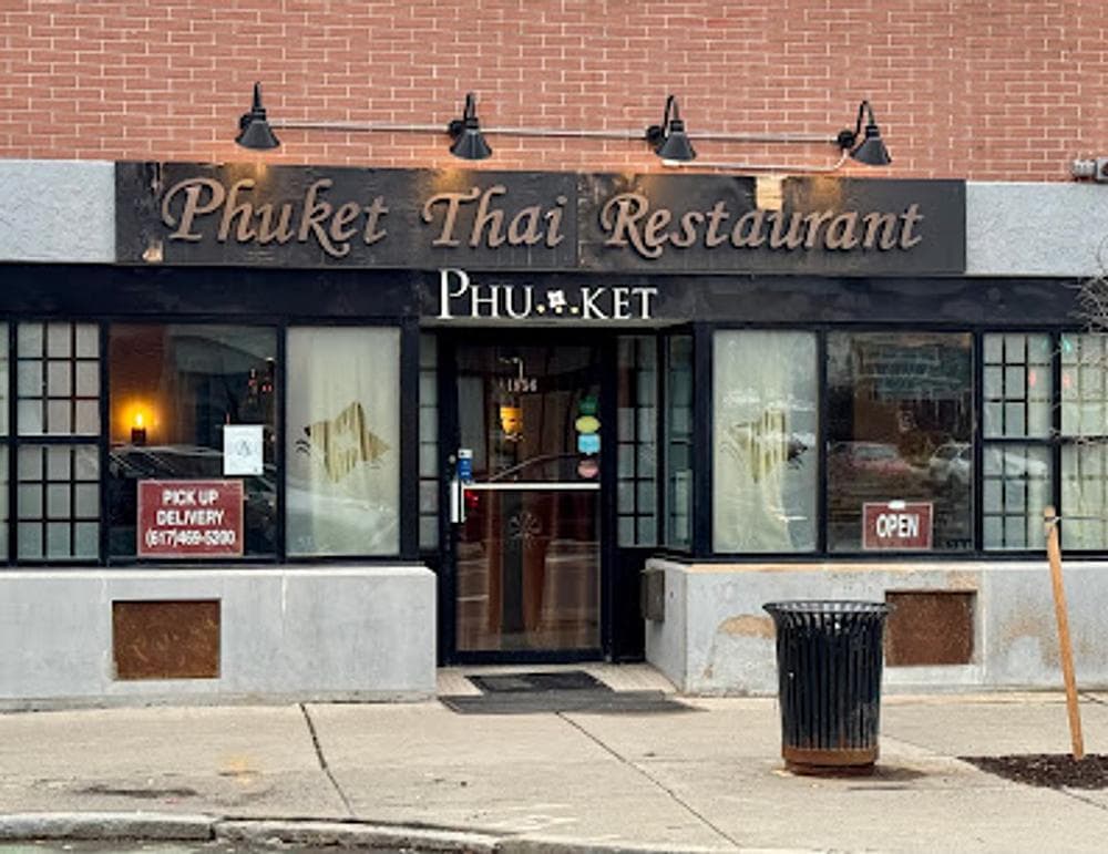 Phu-Ket Thai Restaurant