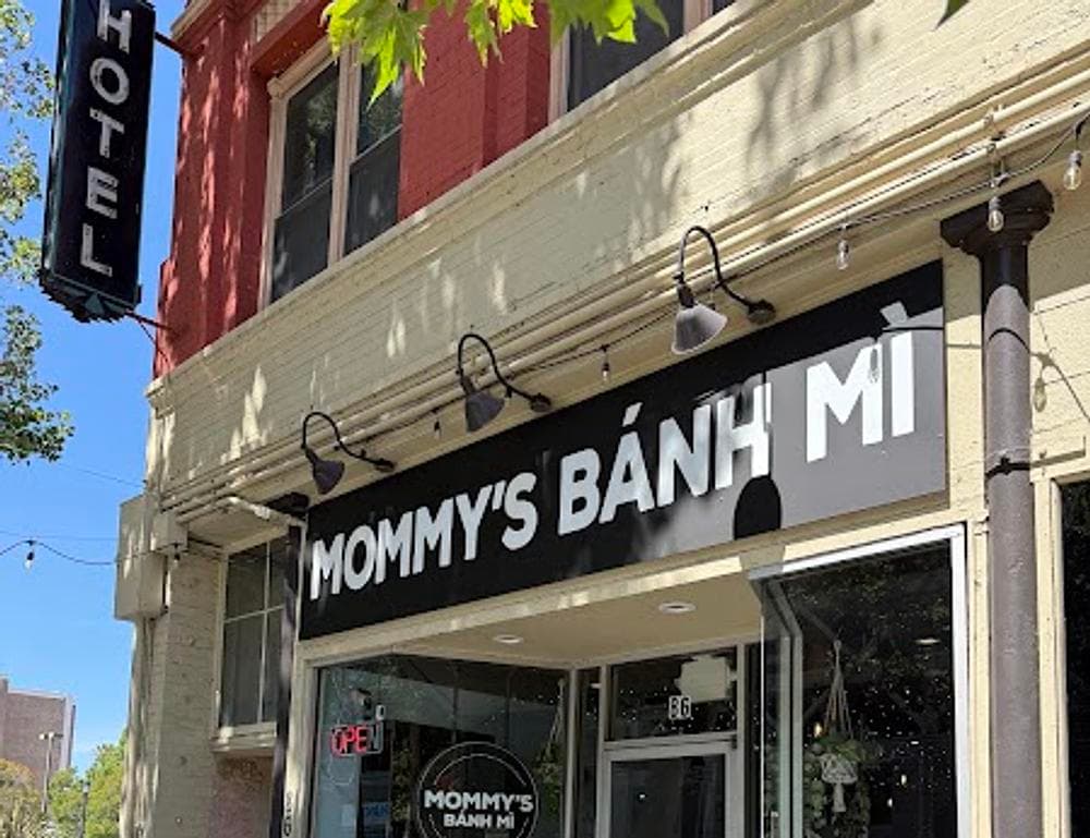 Mommy's Banh Mi