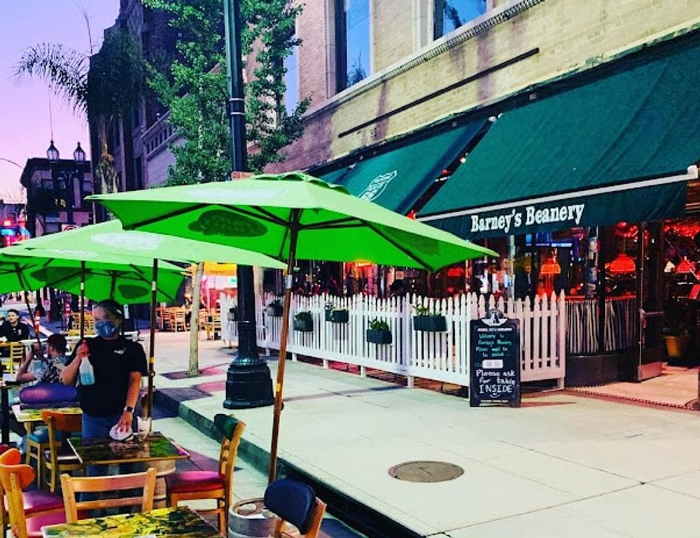 Barney's Beanery