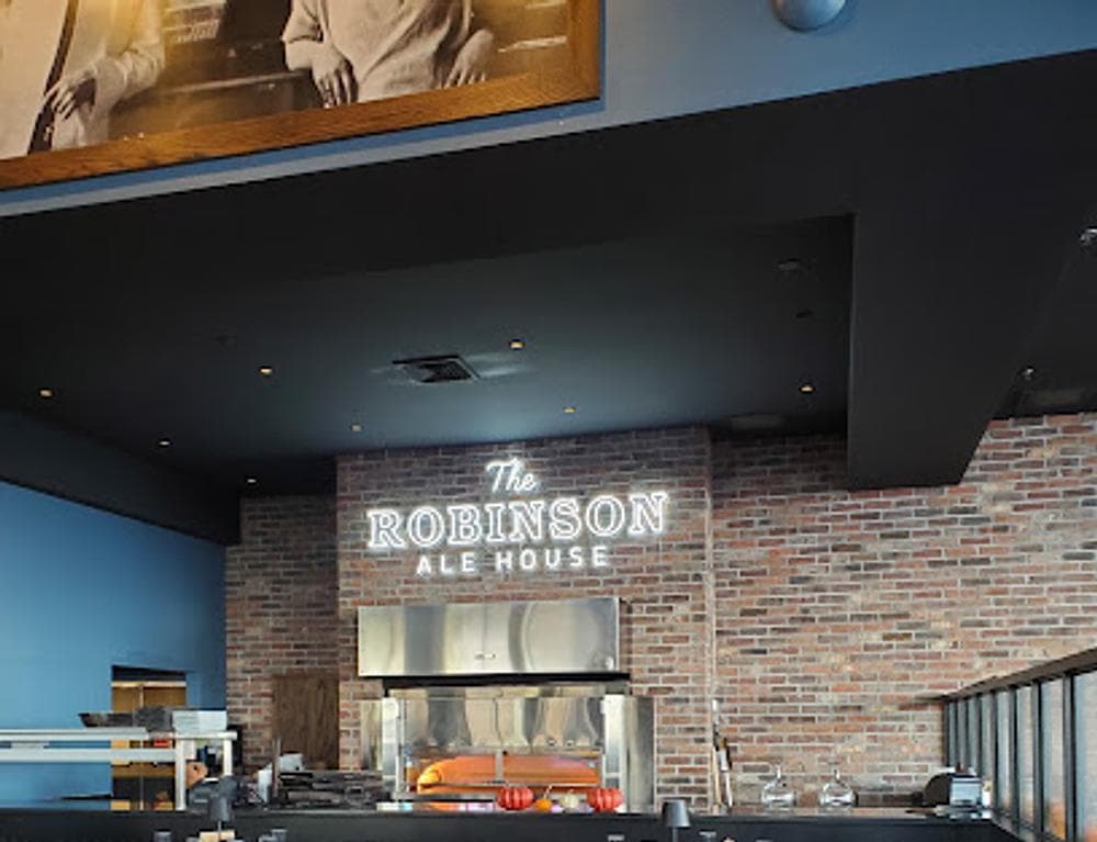 The Robinson Ale House - Long Branch