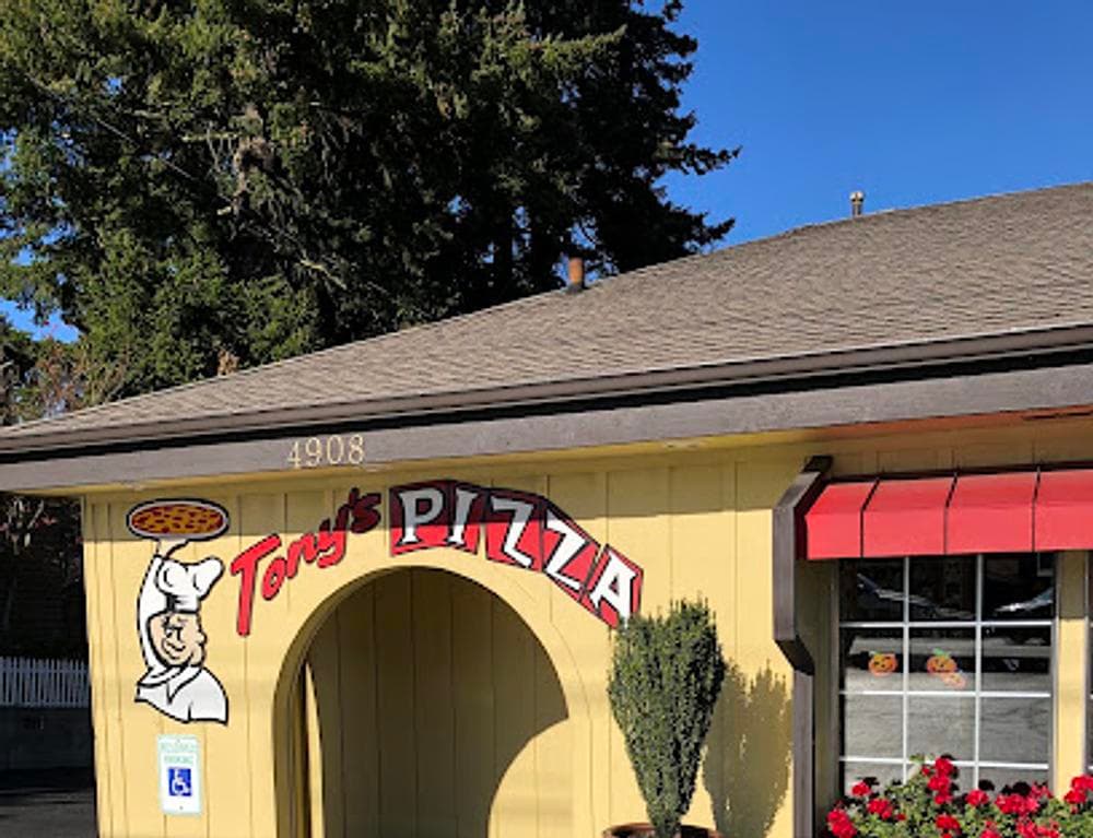 Tony's Italian Restaurant & Pizzeria