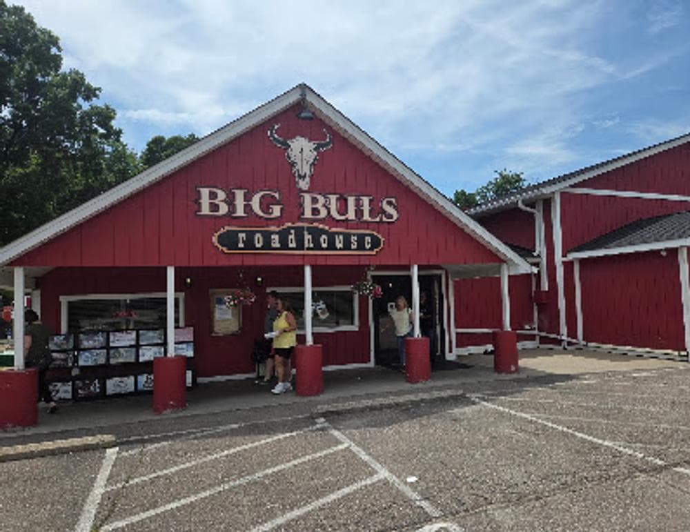 Big Buls Roadhouse