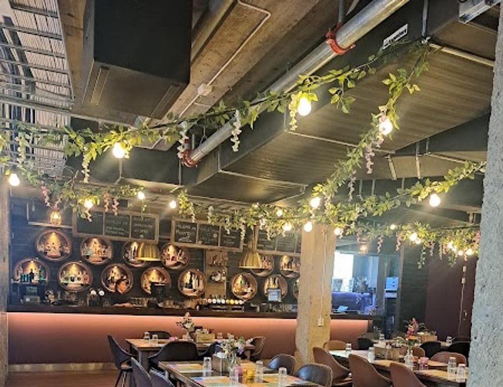 Carmen, Latin American Kitchen