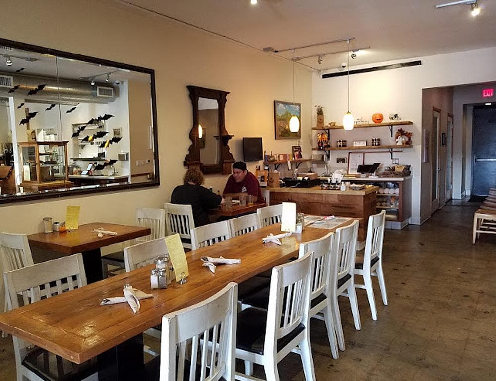 Humble Bee Bakery & Cafe