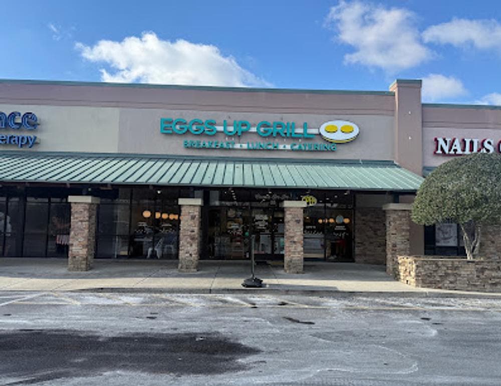 Eggs Up Grill