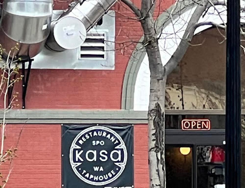 Kasa Restaurant and Taphouse