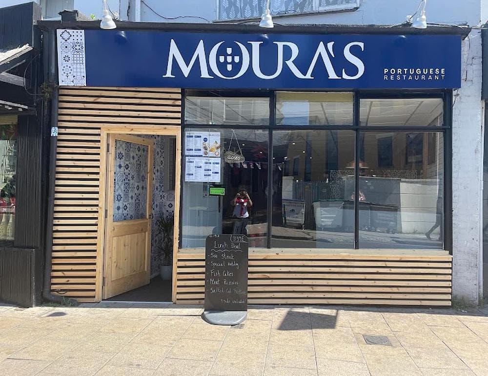 Moura's
