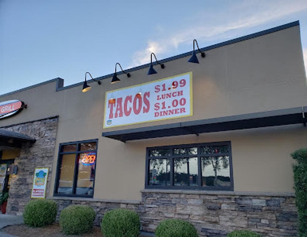 Islands Fresh Mex Grill