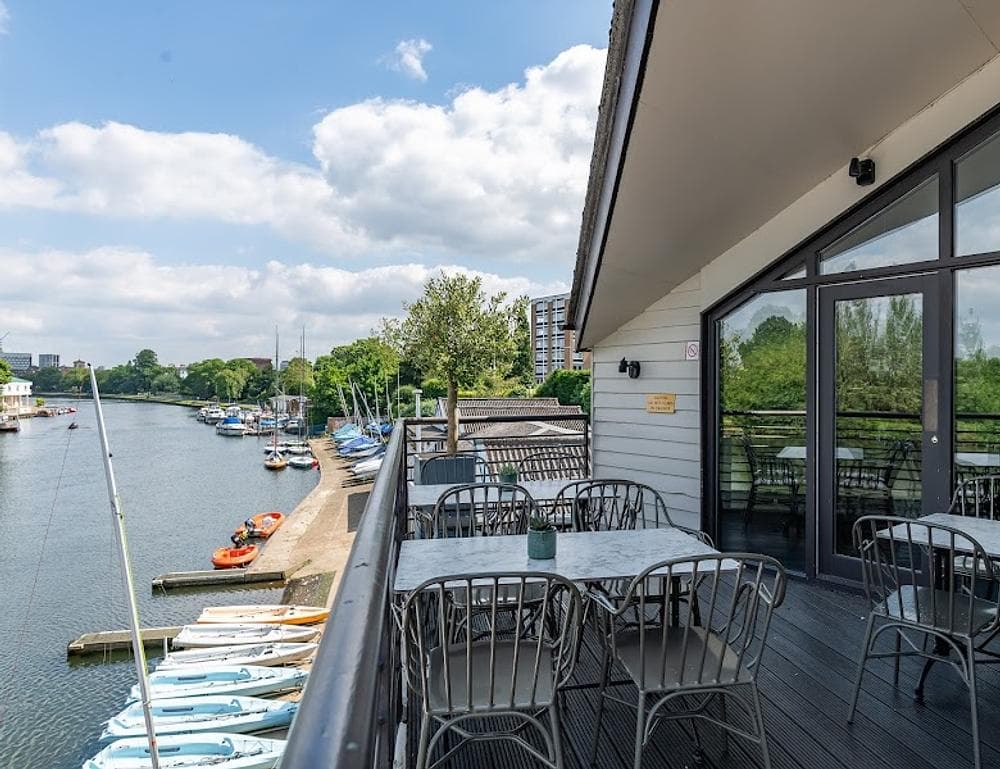 Harts Boatyard Surbiton