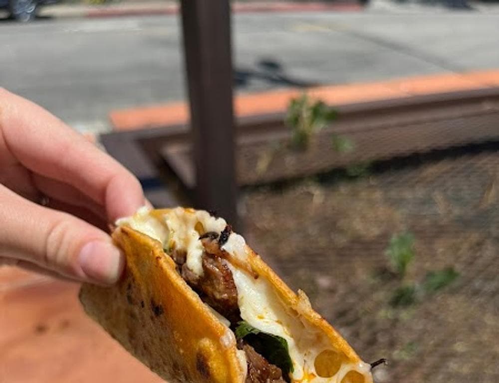 Leslie’s Taqueria