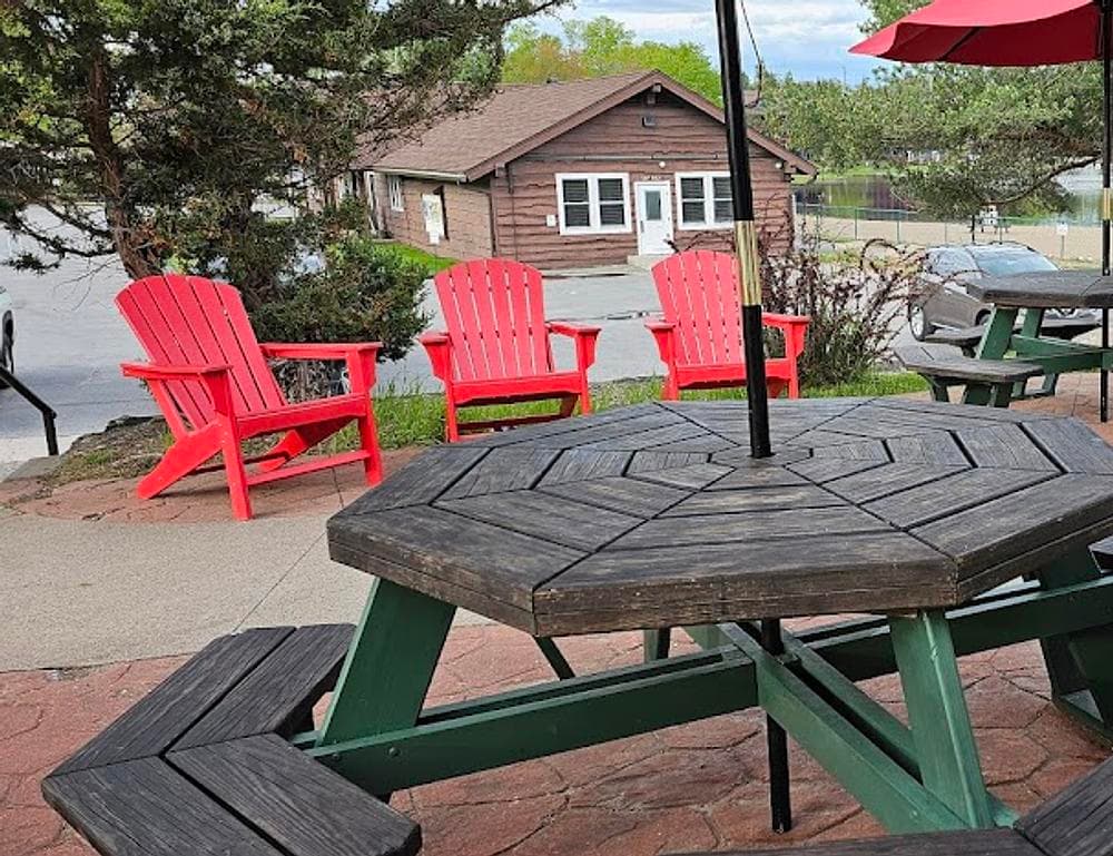 Slickers Adirondack Tavern