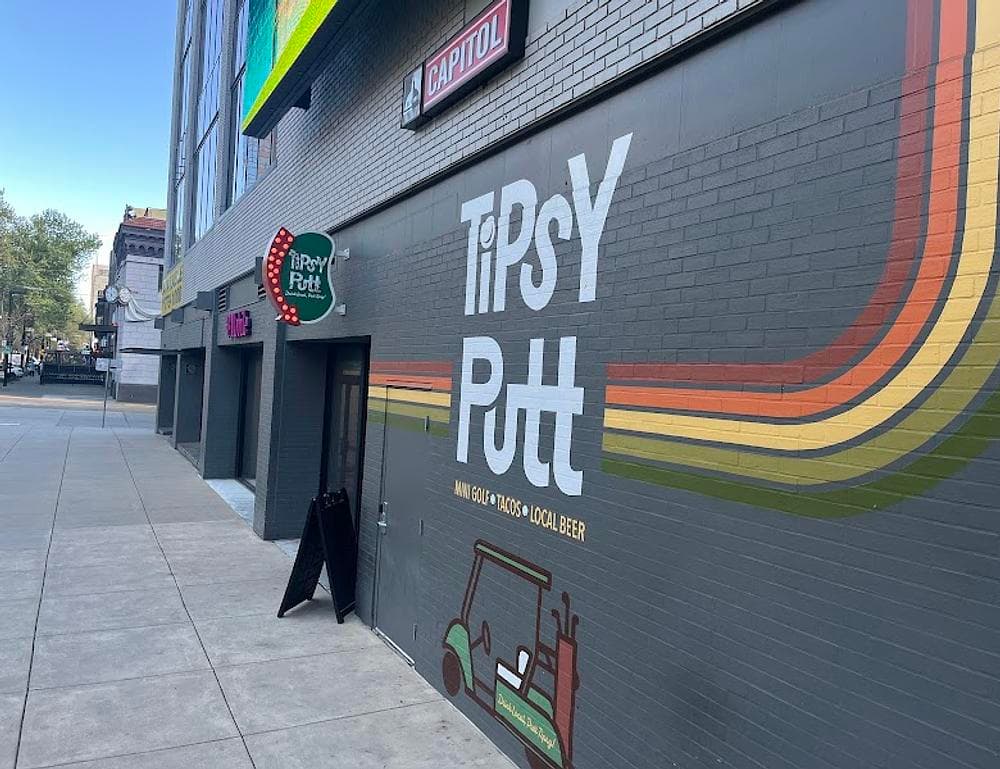 Tipsy Putt
