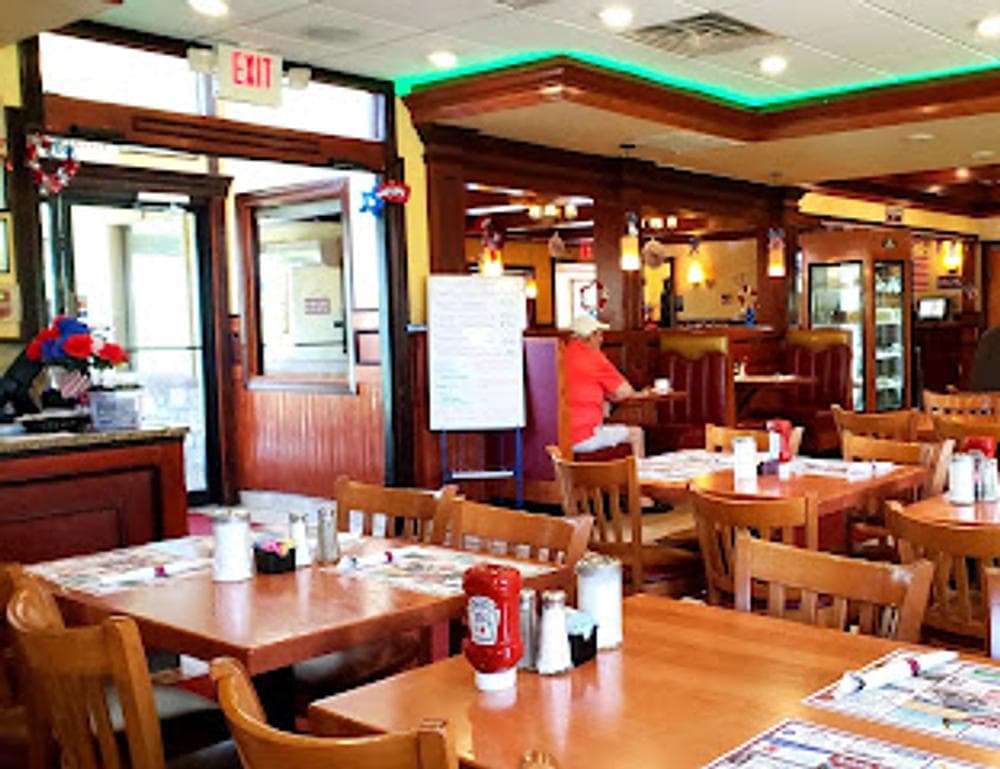 Aston Diner