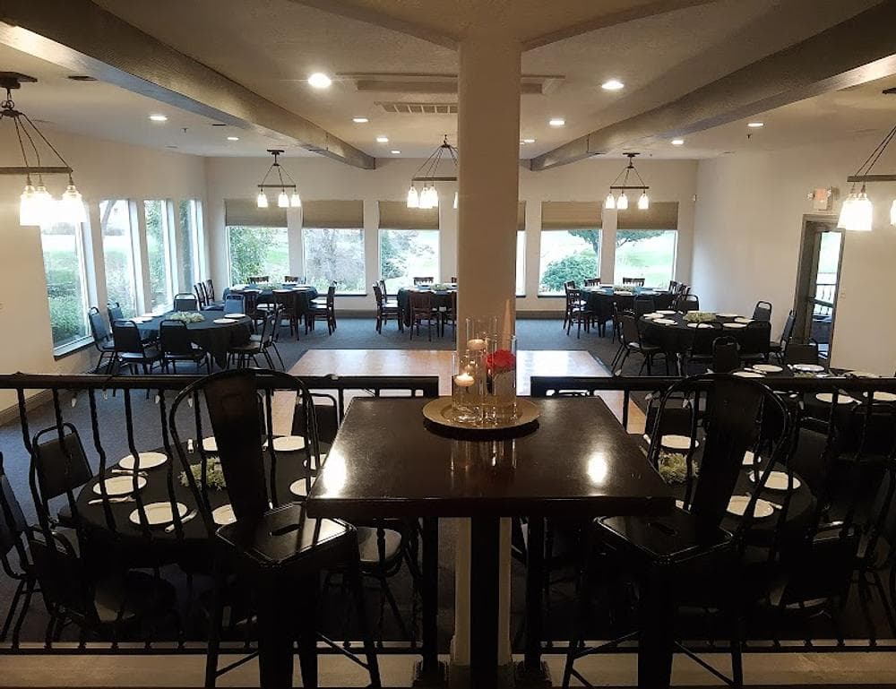 La Contenta Bar & Grill