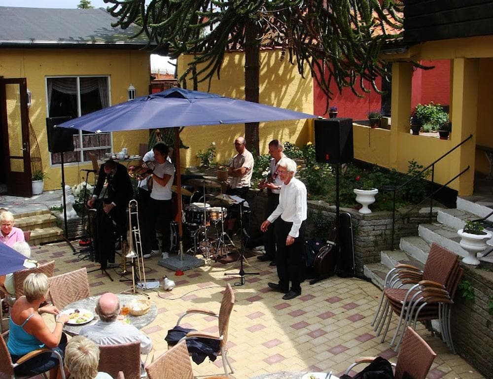 Ellas Restaurant og Konditori